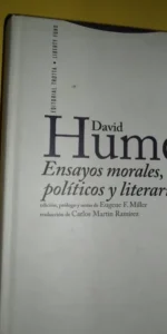 Ensayos morales, políticos y literarios, David Hume, ed. Trotta