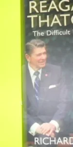 Reagan and Thatcher, The difficult relationship, Ricard Aldous, ed. Hutchinson, rústica, en inglés