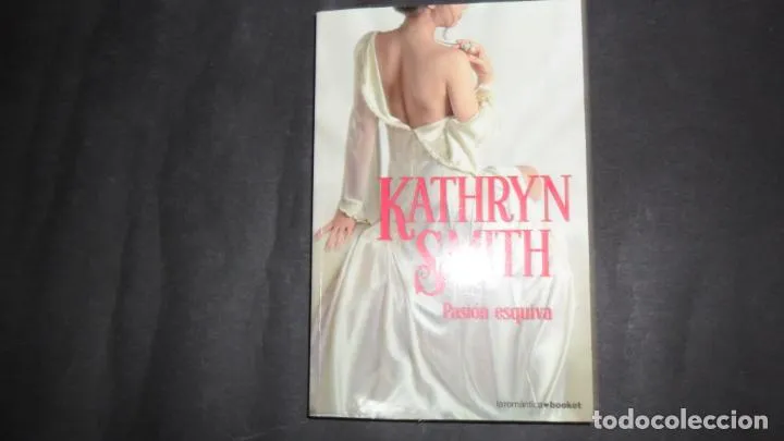 Pasión esquiva Pasión esquiva