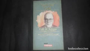 Café de artistas y otros papeles volanderos