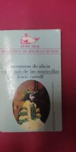 Aventuras de Alicia en el país de las maravillas, Lewis Carroll, ed. Moby Dick