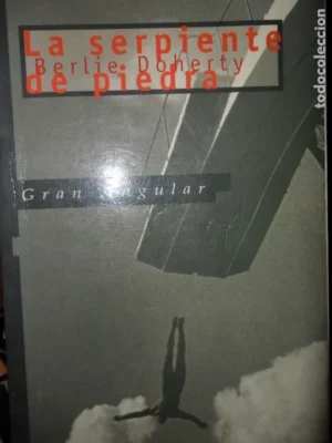 la serpiente de piedra, Berlie Doherty, ed. SM, Gran Angular