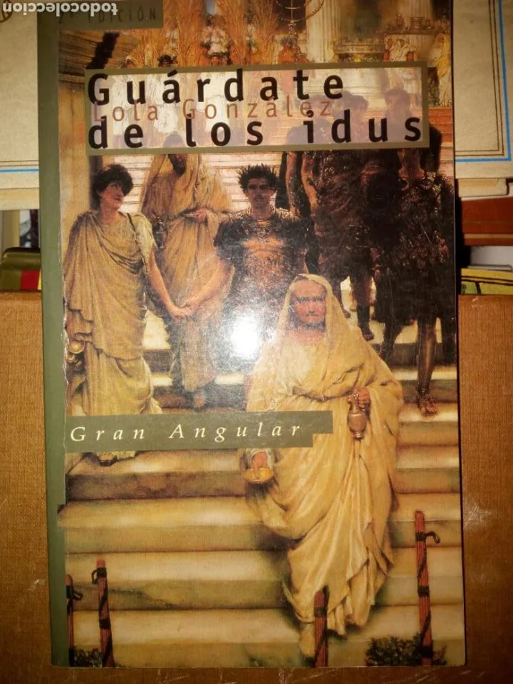 Guardate de los idus, Lola González, ed. SM Guardate de los idus, Lola González, ed. SM